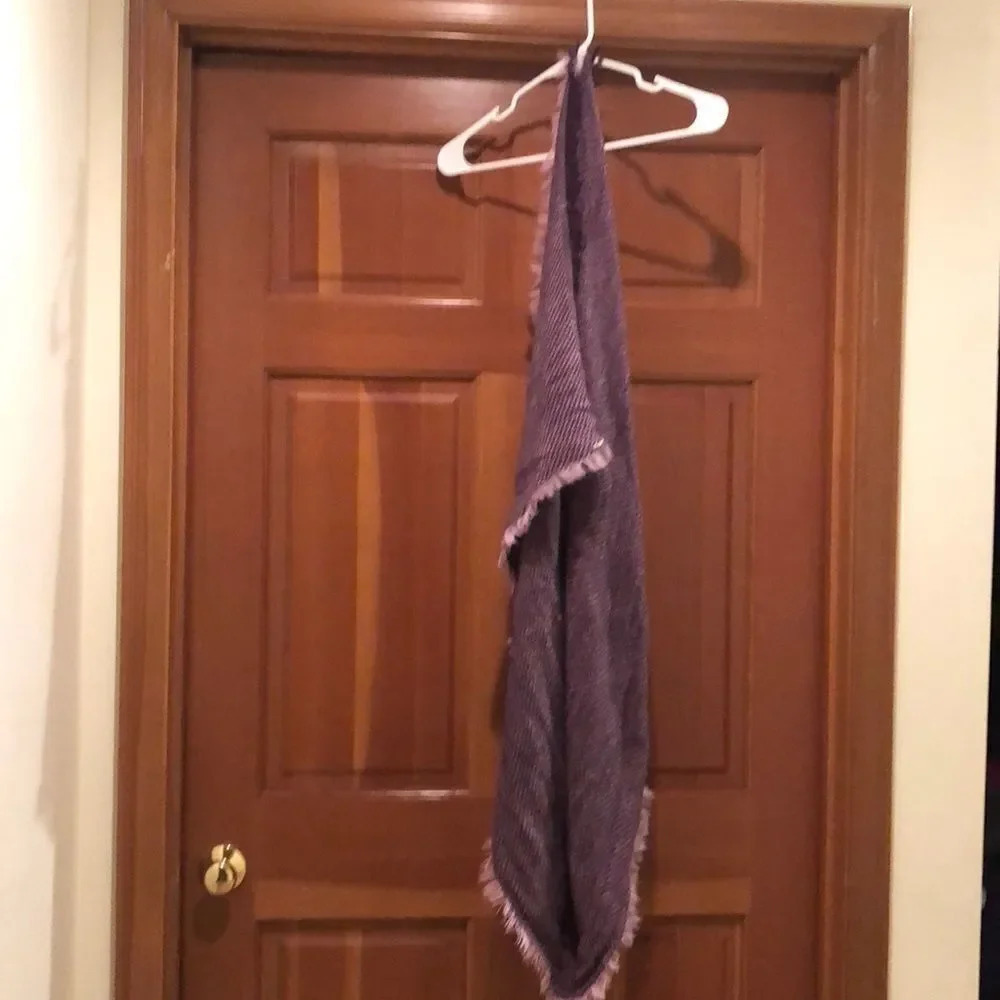 Scarf - Picture 2 of 4